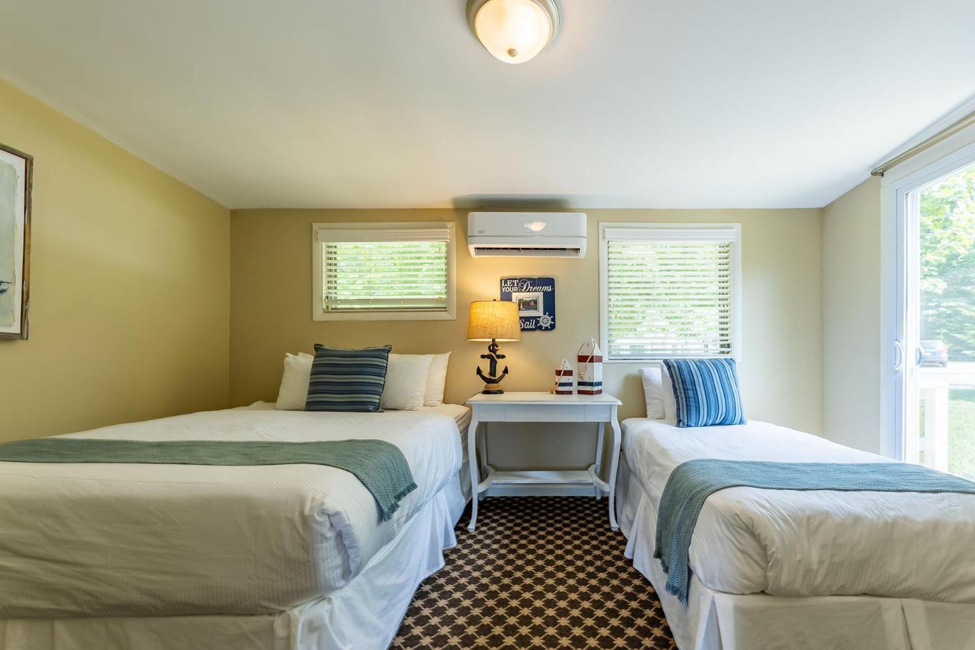 Michillinda Lodge Resort Whitehall Extérieur photo